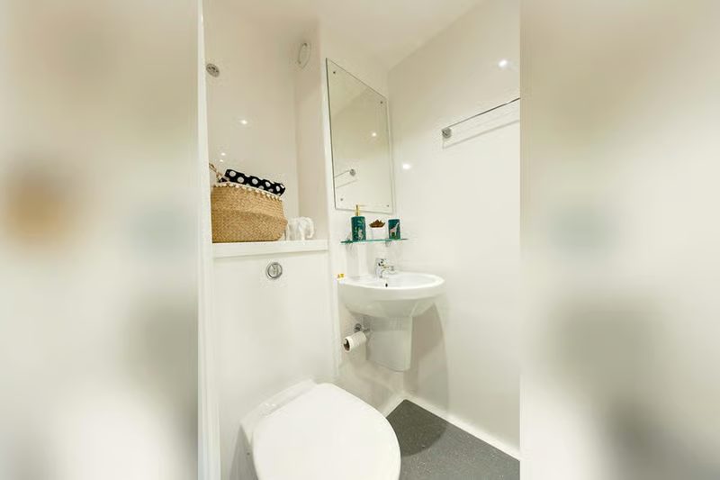 Premium Studio - image 9