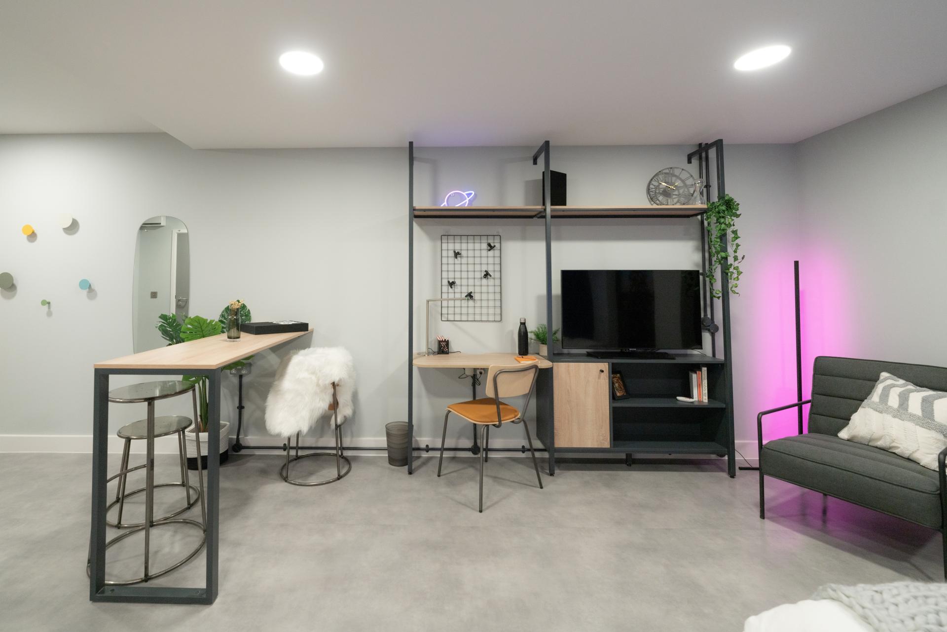 Premium Studio - image 12