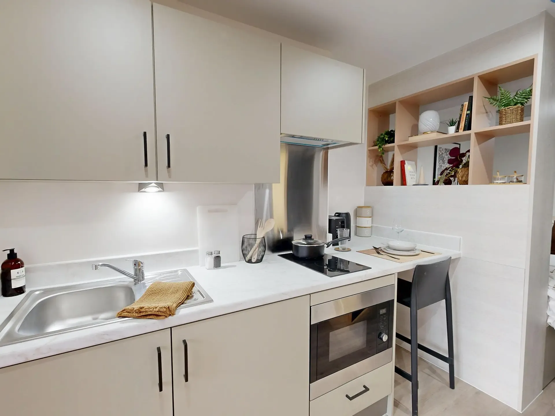 Premium Studio - image 9
