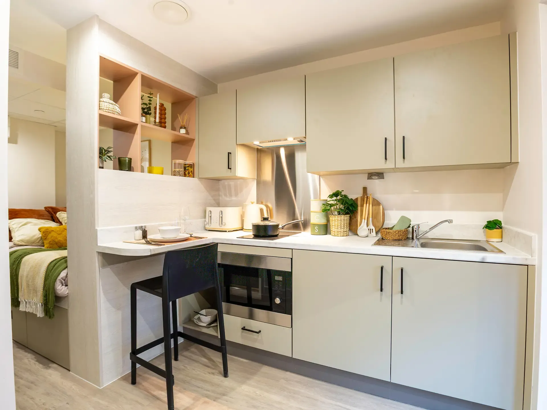 Premium Studio - image 8
