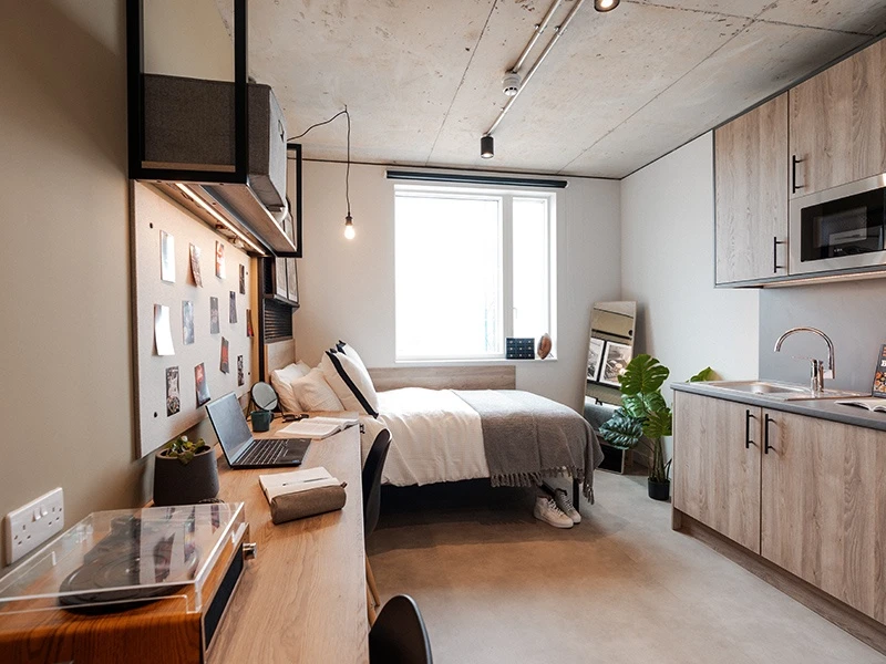 Premium Studio at YourTRIBE Southwark, London