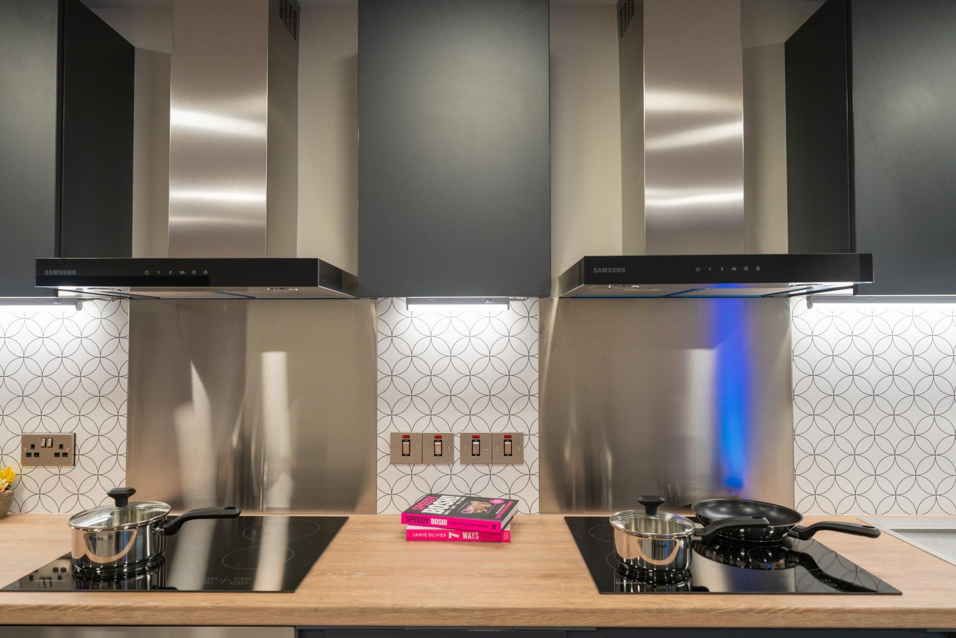 Classic Ensuite - image 7