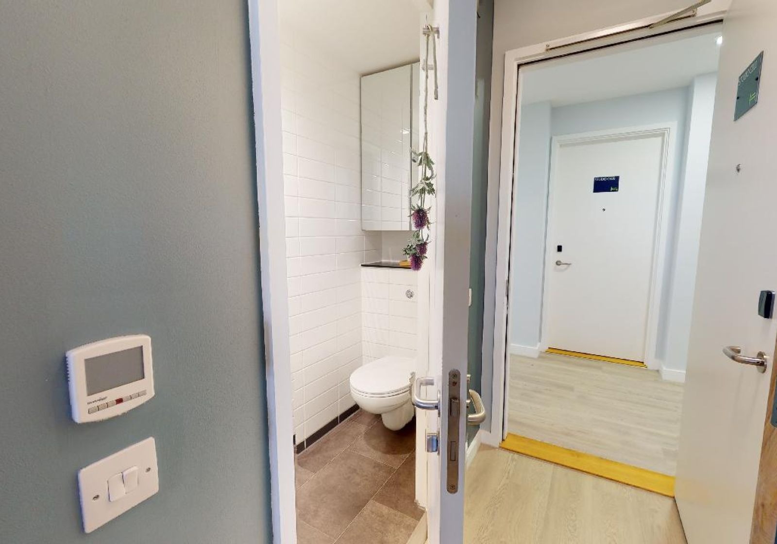 Silver Courtyard Studio Plus - image 8
