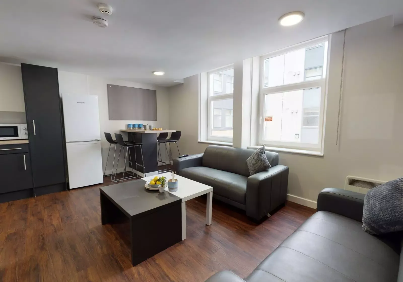 Silver En Suite - image 7