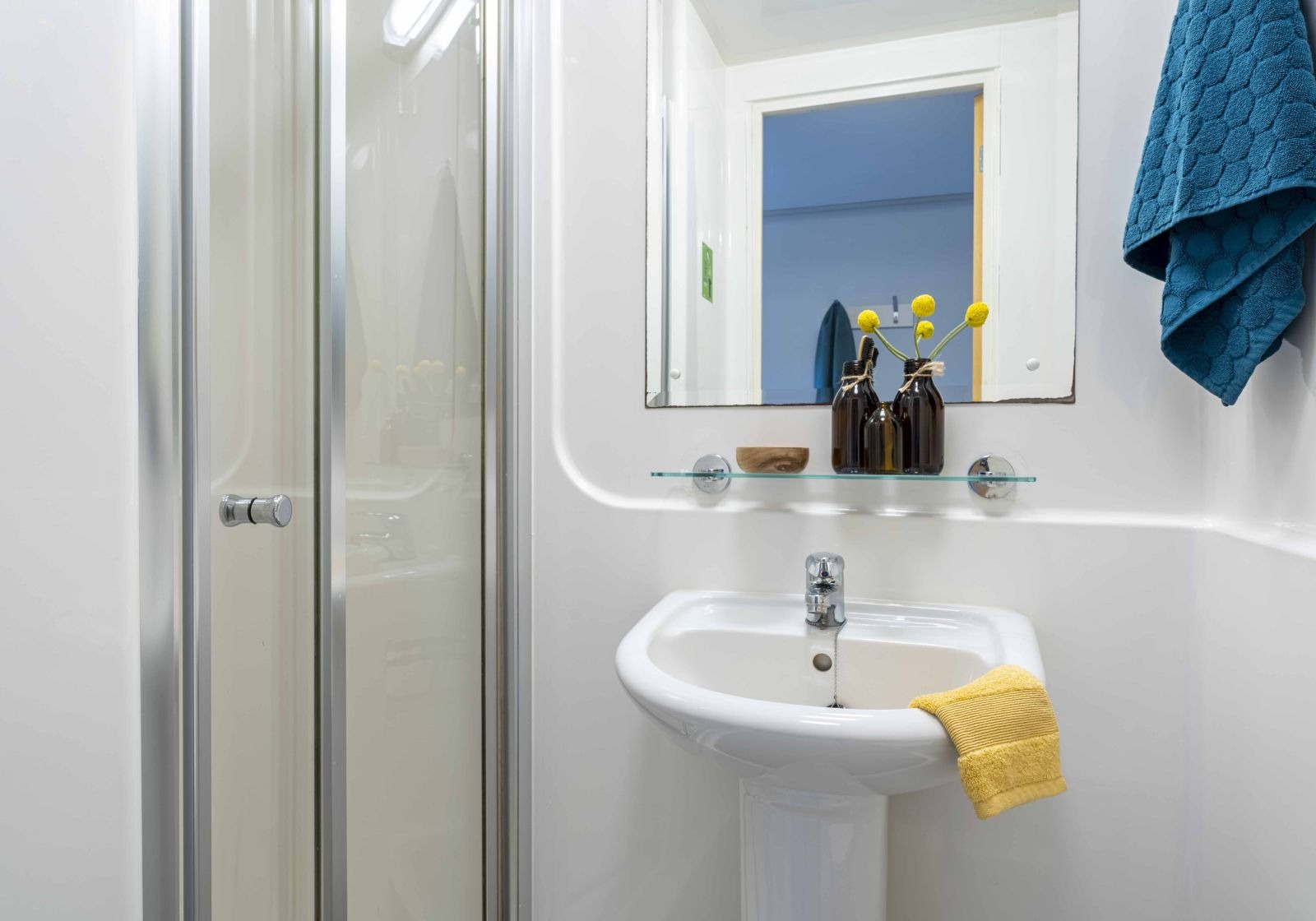 Silver En Suite Plus - image 7