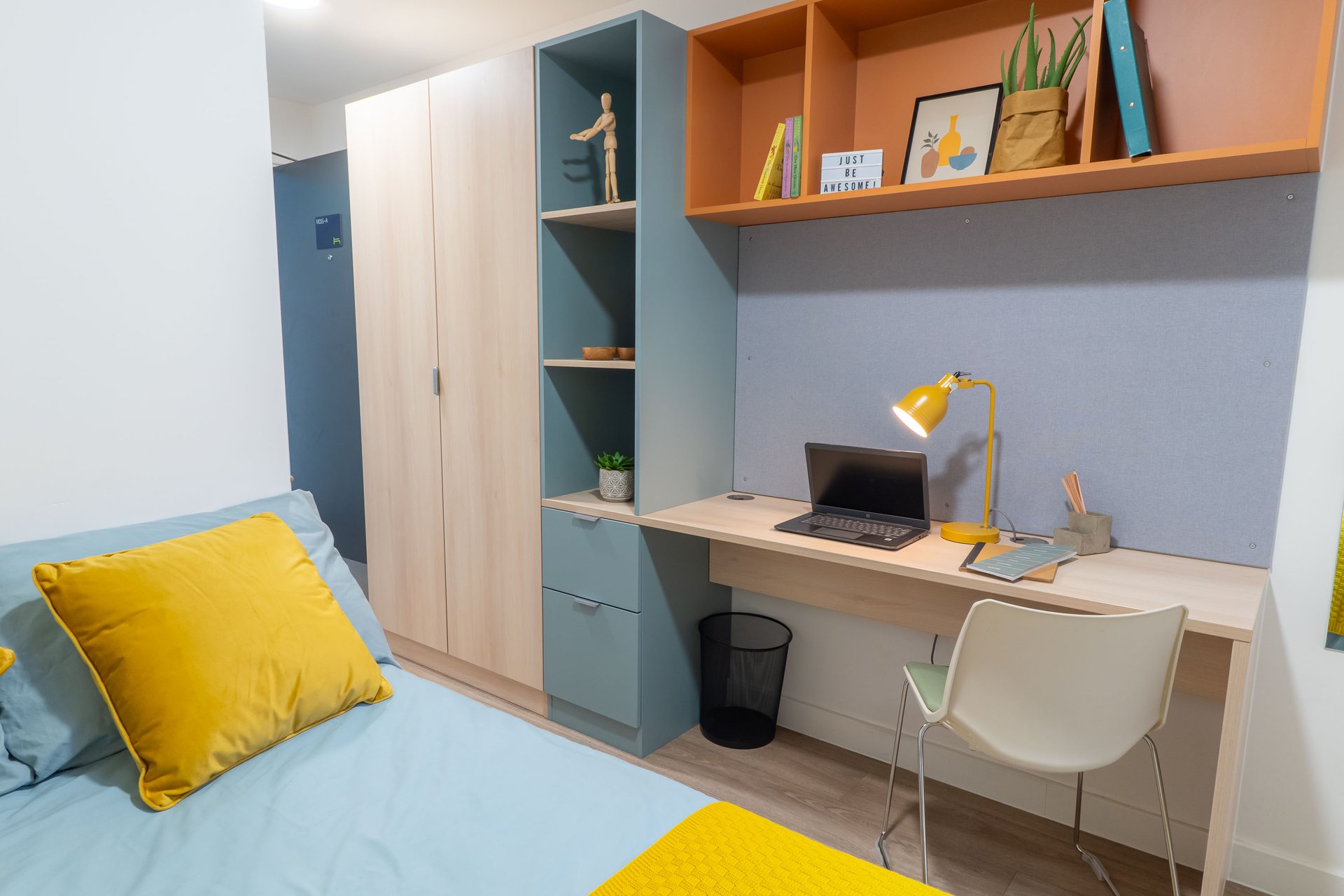 Silver Ensuite - image 10