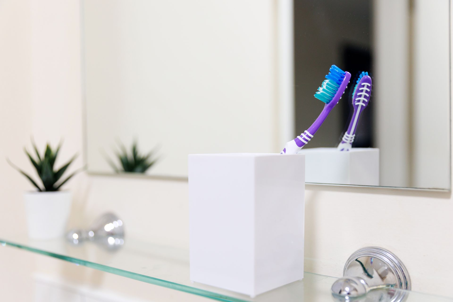 Silver Ensuite - image 13