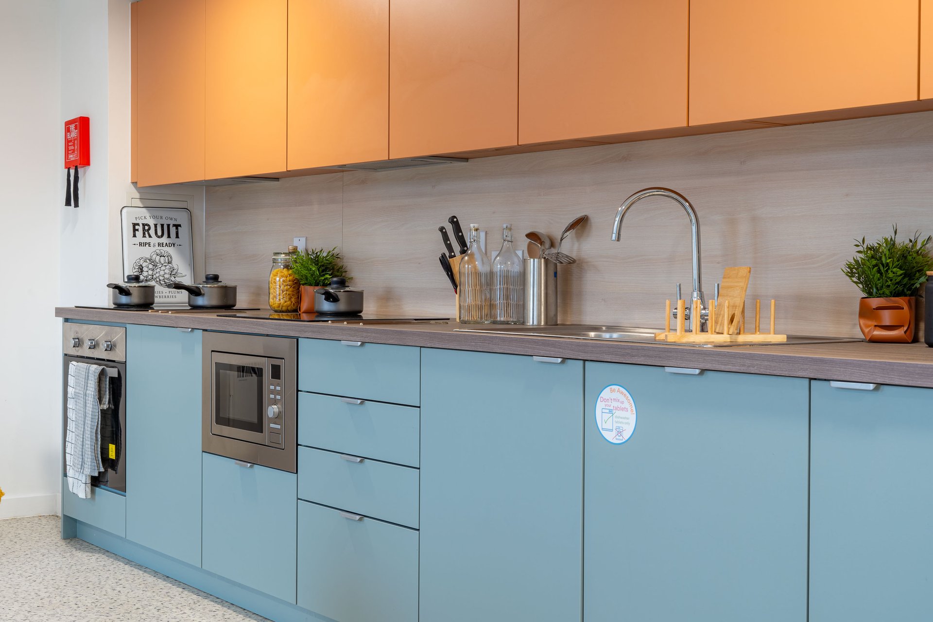 Silver Plus Ensuite - image 17