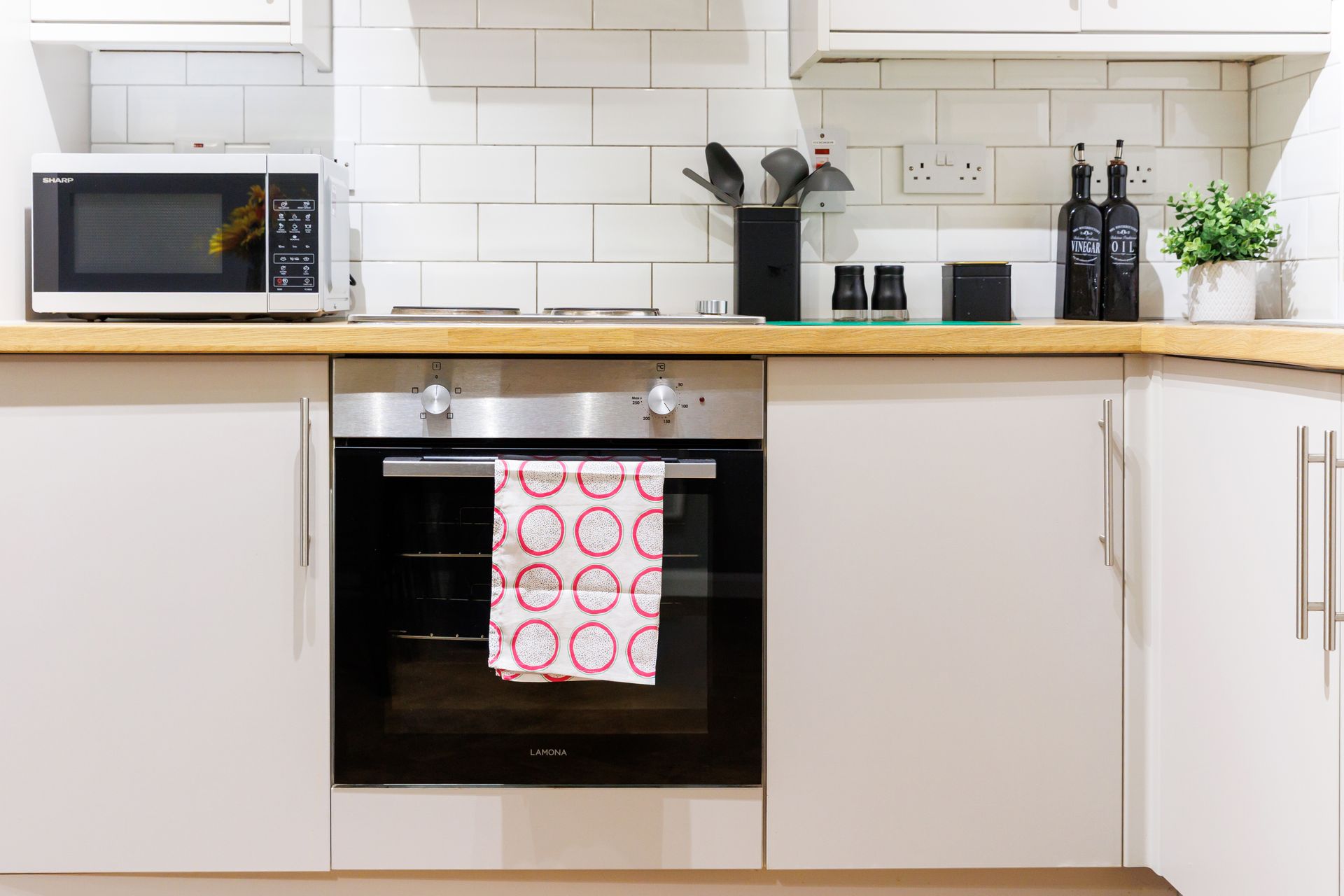 Silver Standard Non Ensuite - image 17