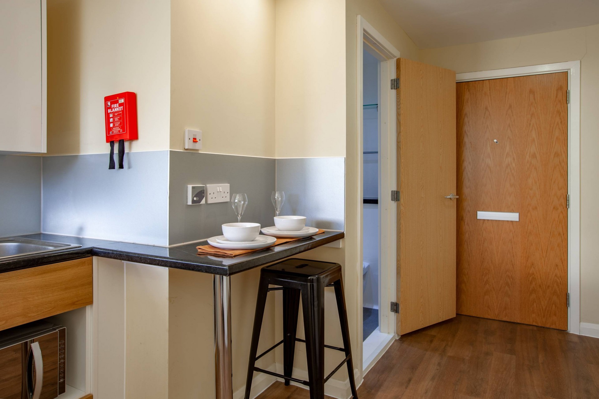 Silver Studio - image 9