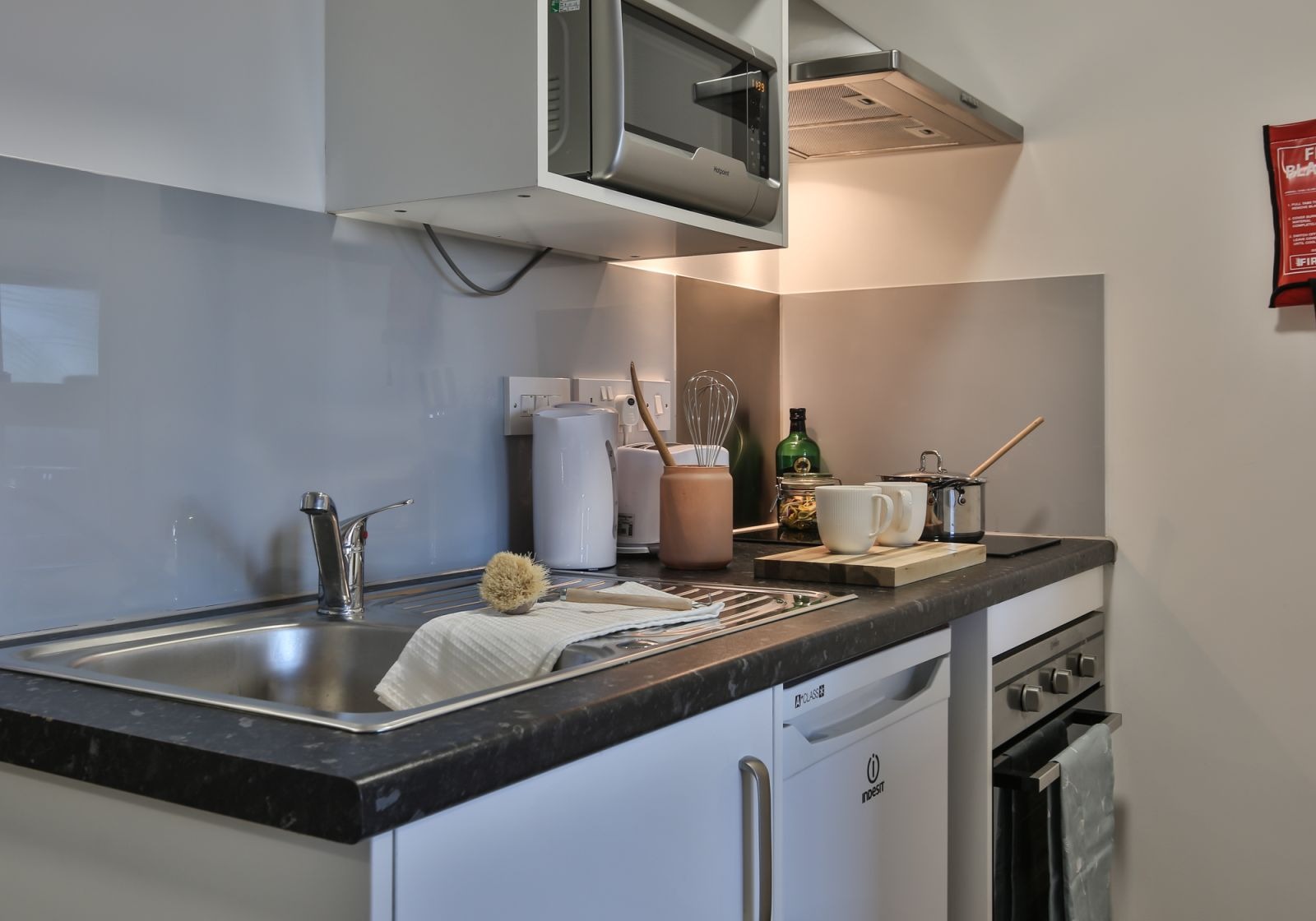 Silver Studio - image 7