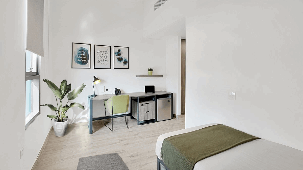 Single Room - image 13