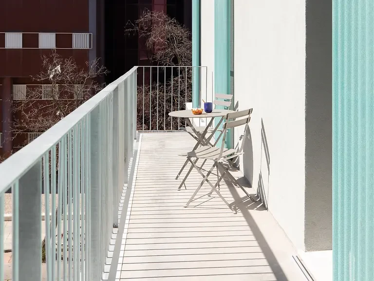 Single with Kitchen & Balcony - image 10