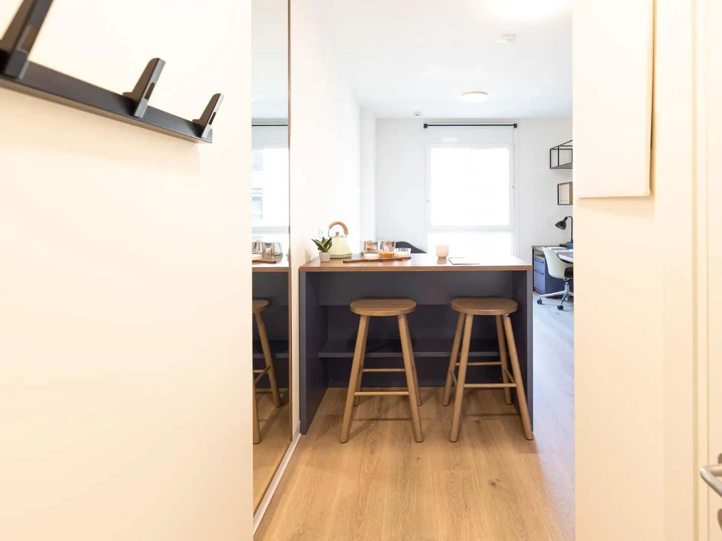 Smart Studio Low - image 9