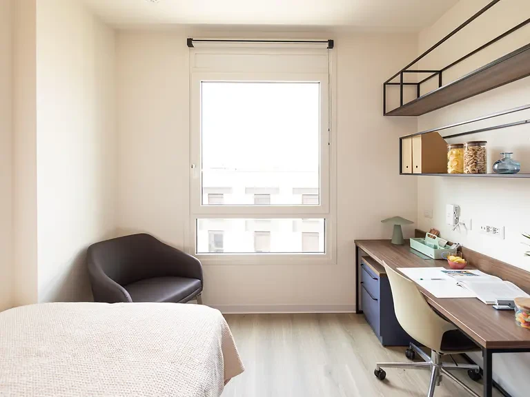 Smart Studio Middle - image 9