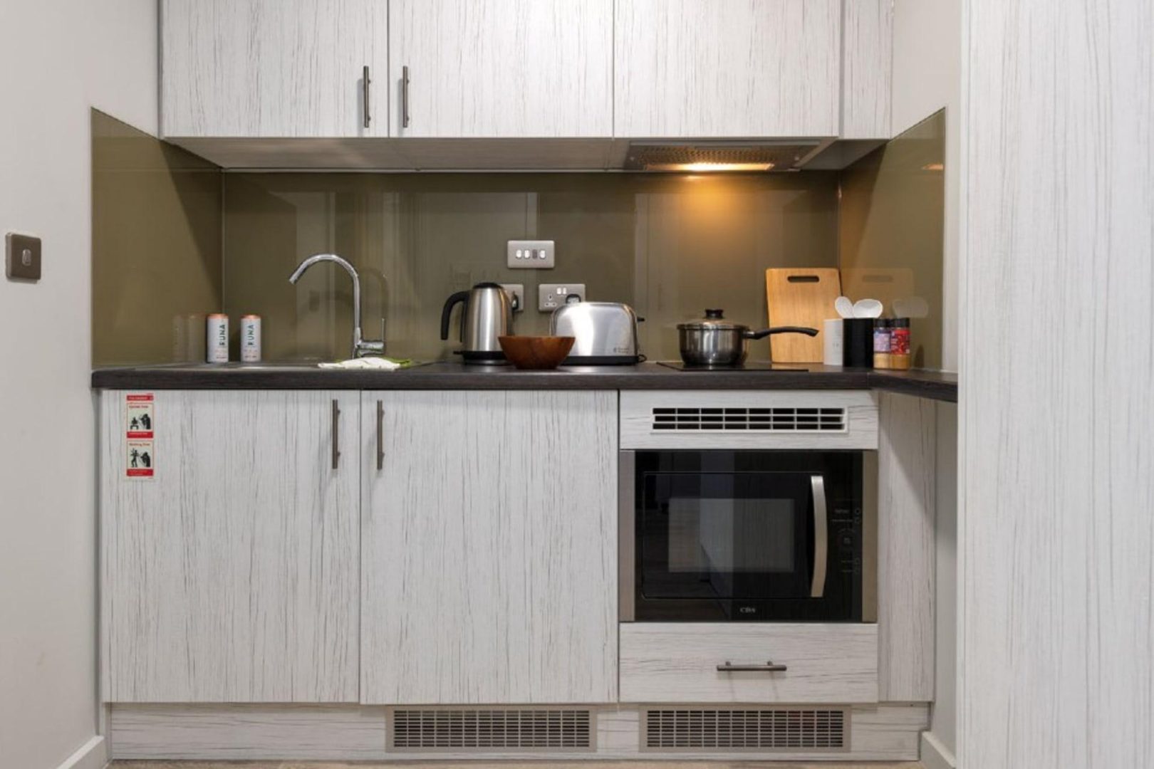 Standard 2 Bed Apartment - image 7