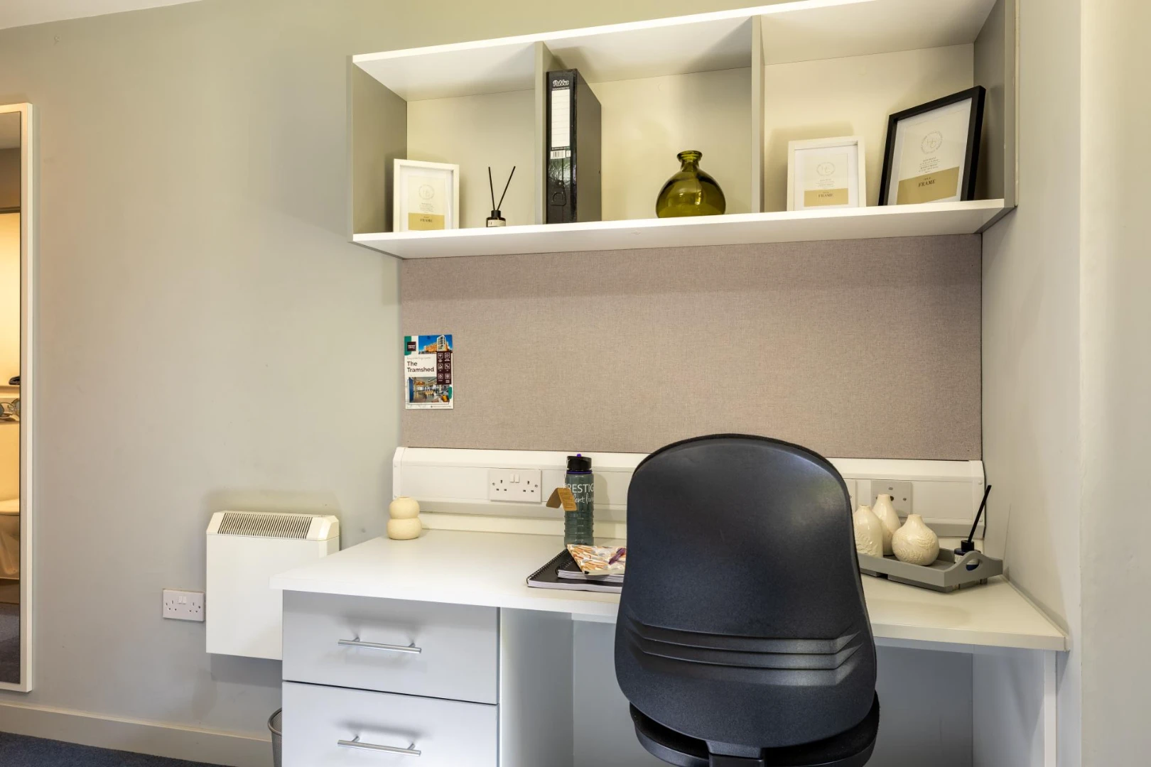 Bronze Ensuite - image 7