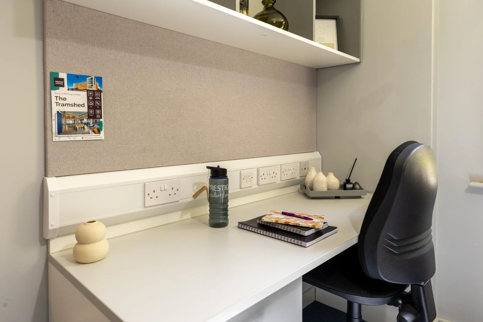 Bronze Ensuite - image 8