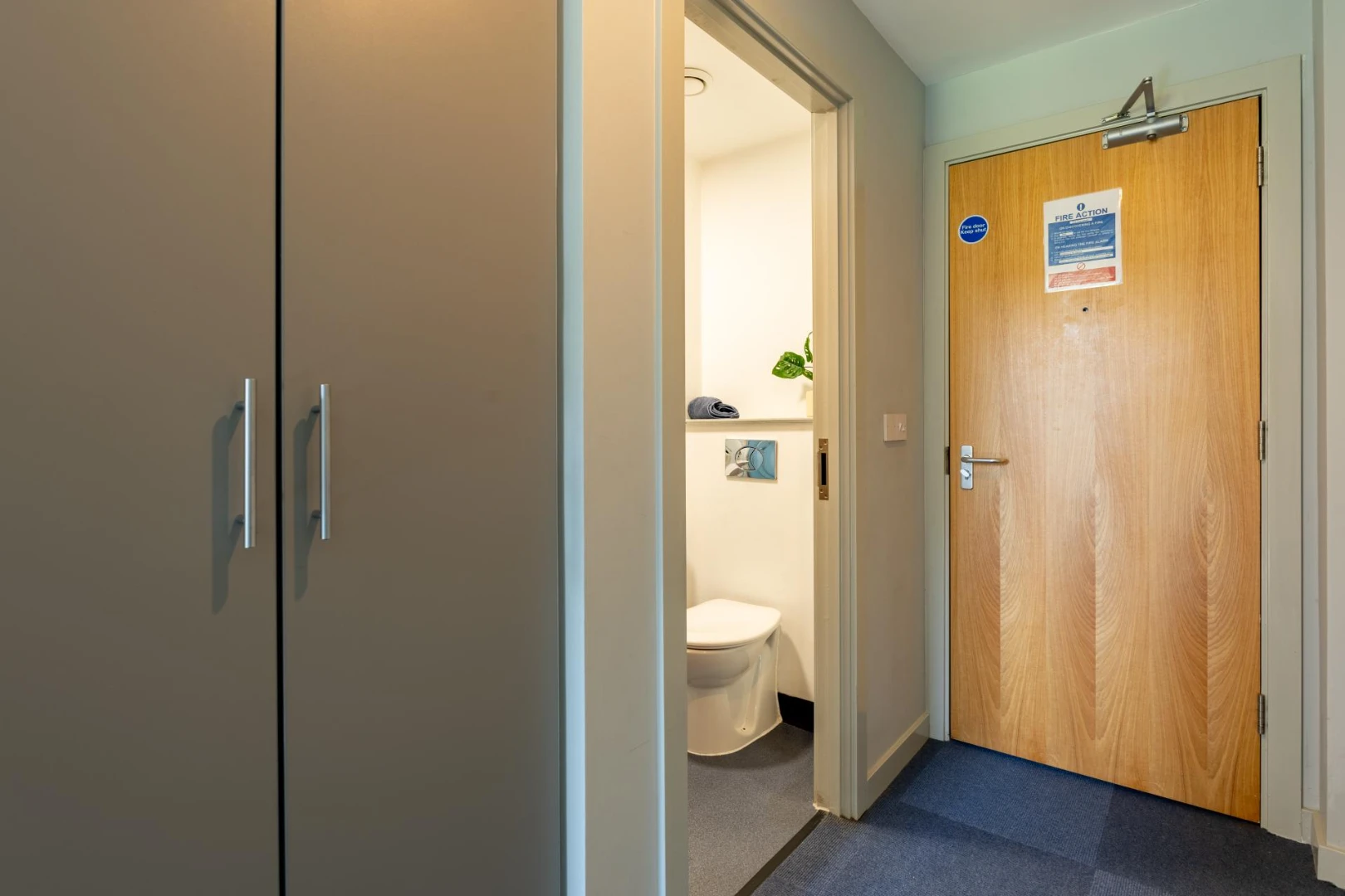 Bronze Ensuite - image 17
