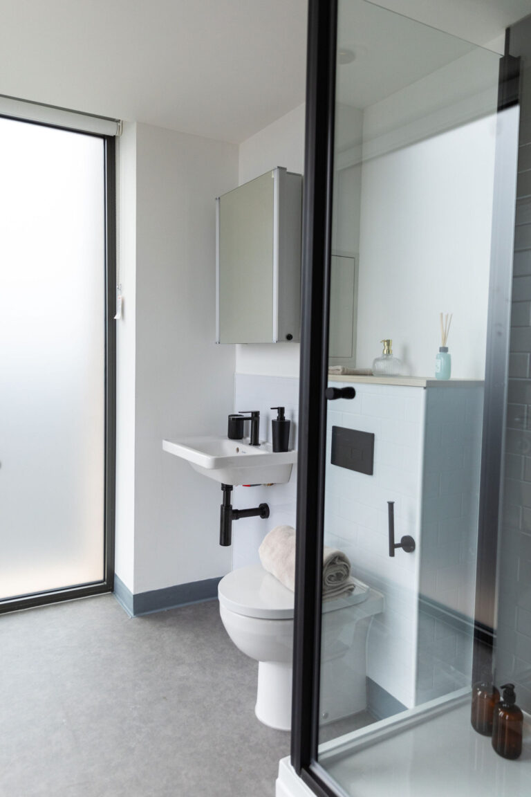 Standard Studio - image 9