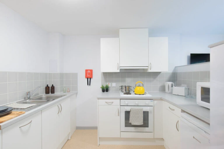 Marshall Court - Standard Studio - image 8