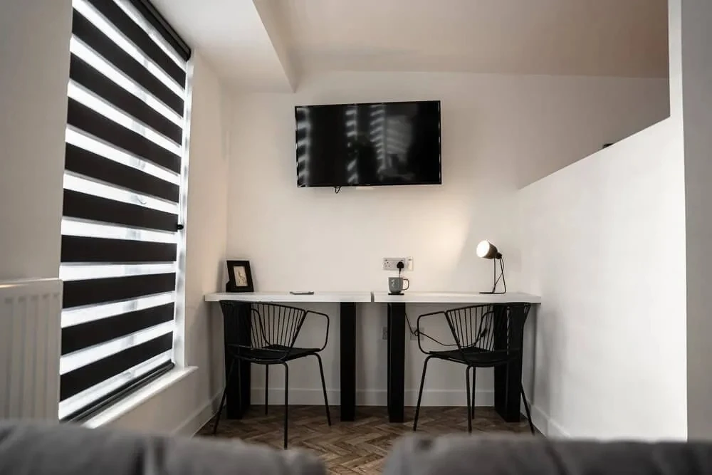 Studio – Edition I I - image 8