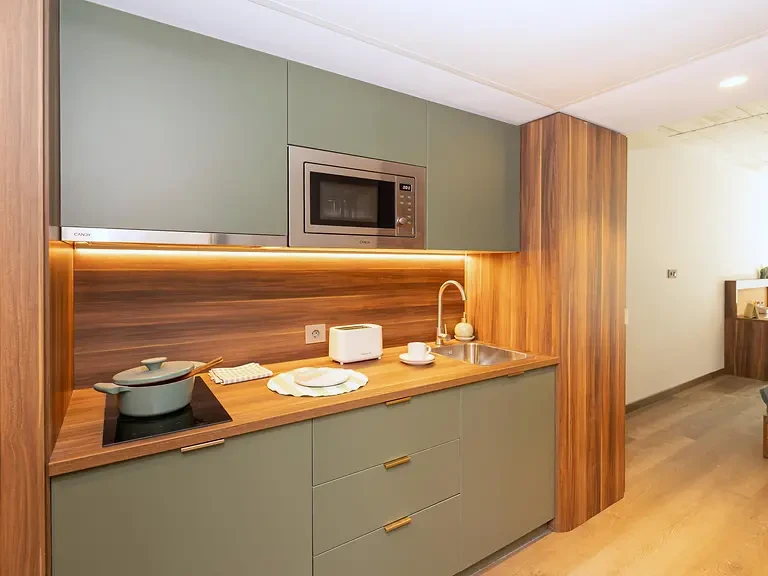Studio Premium Balcony - image 9