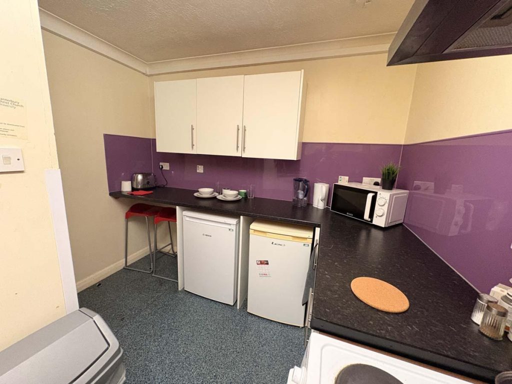 Three Bedroom Compact - image 7