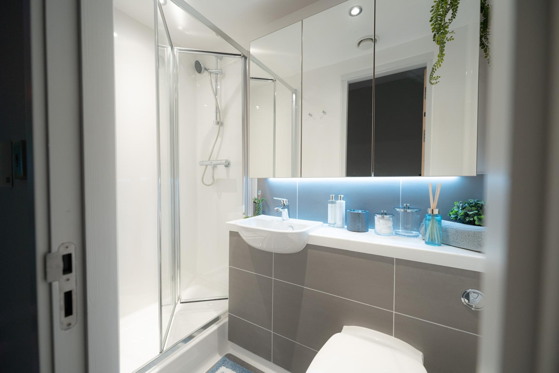 Townhouse Standard - image 11