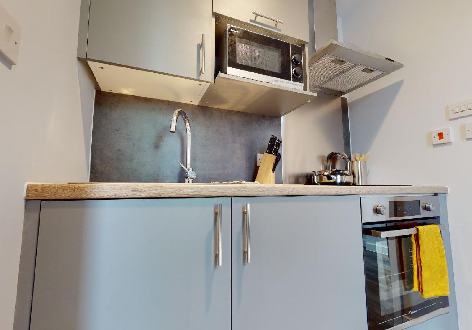 Two Bedroom Apartment - image 11