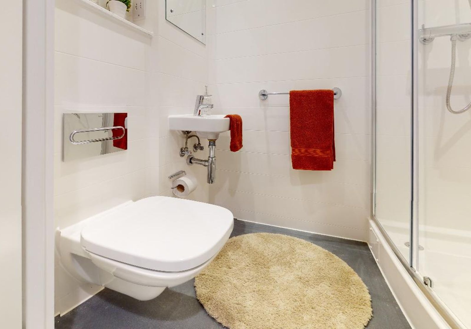 Two Bedroom Apartment - image 16