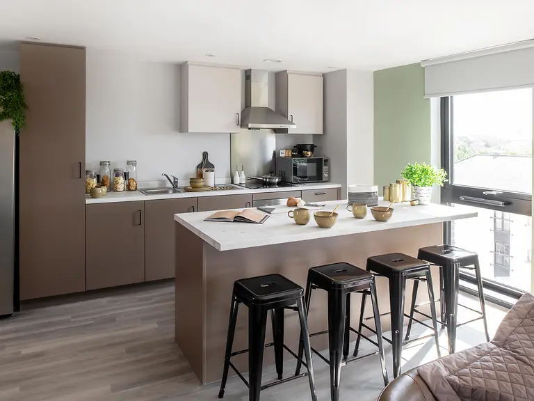 Ultra Premium 5 Bed Apartment - image 7