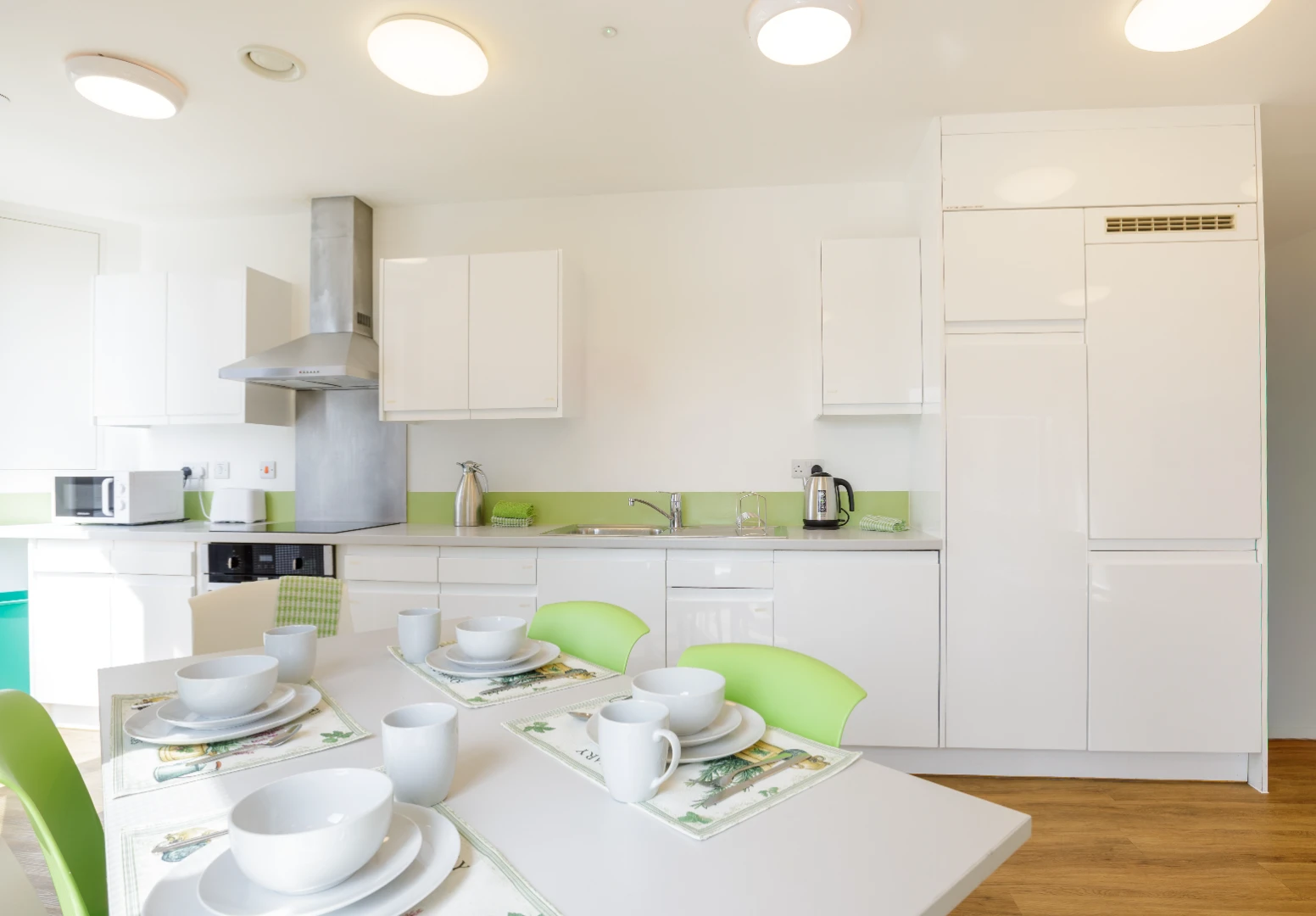 Upper Floor Ensuite (5 Bed) - image 10
