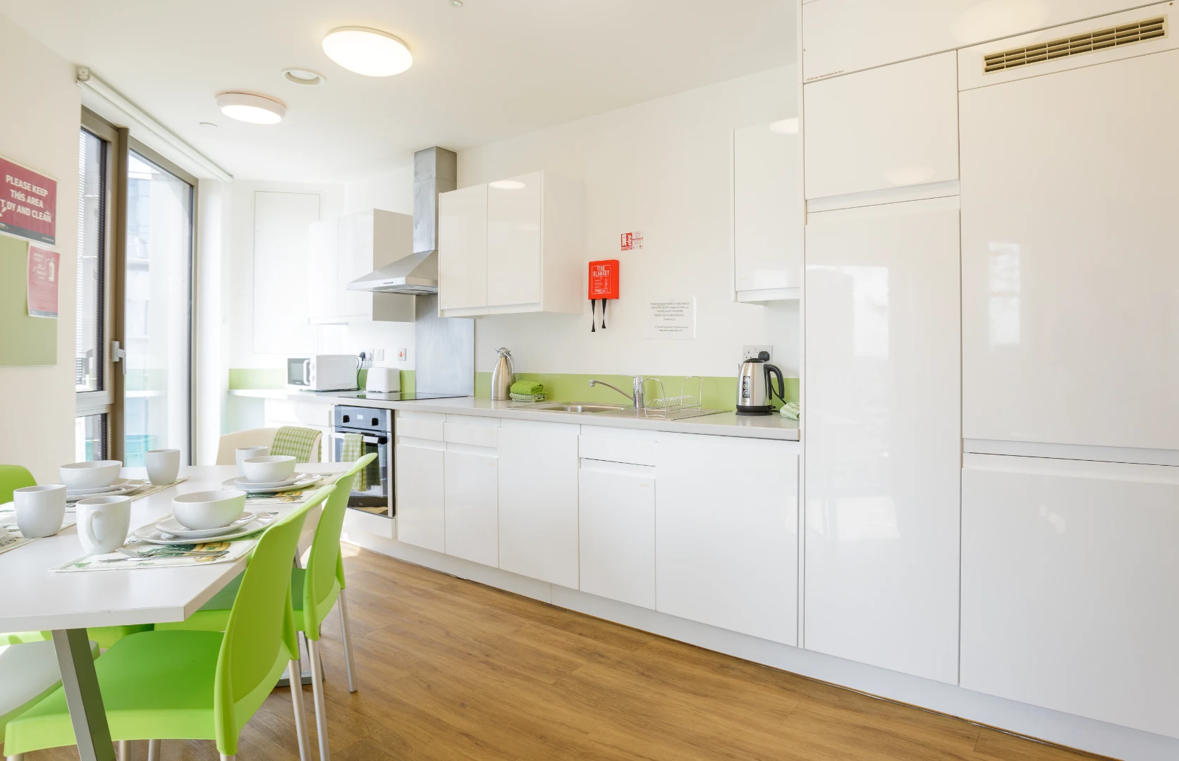 Upper Floor Ensuite (5 Bed) - image 7