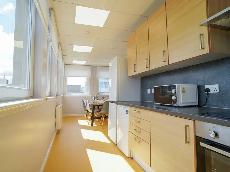 8 Roxburgh, Edinburgh photo 3
