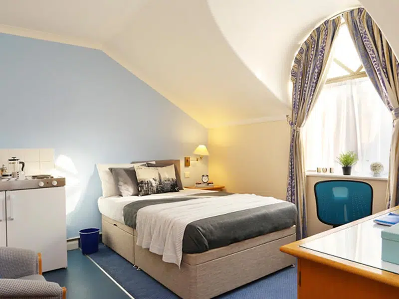 Alexandra House, High Wycombe photo 6