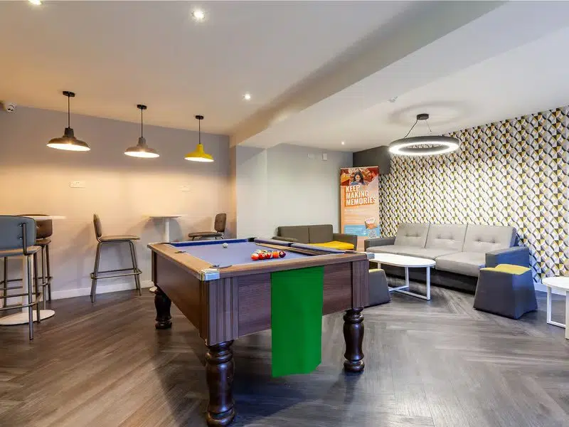 Allen Court, Manchester photo 9