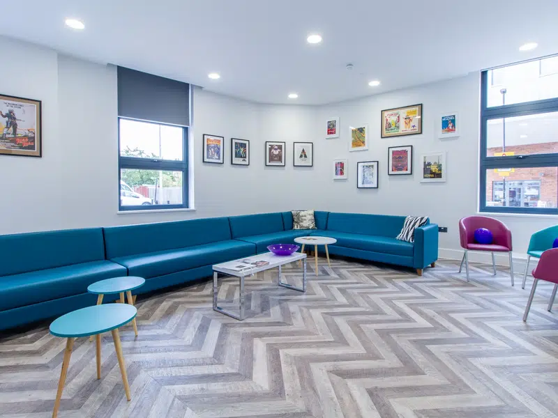 AXO  Seven Sisters, London photo 9
