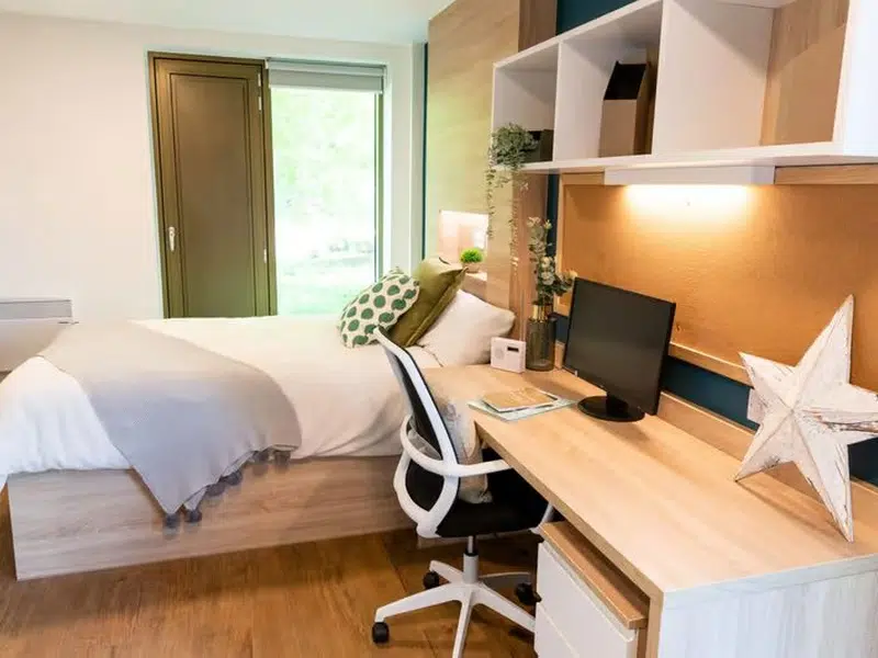 Bankside Student Living, Guildford photo 1