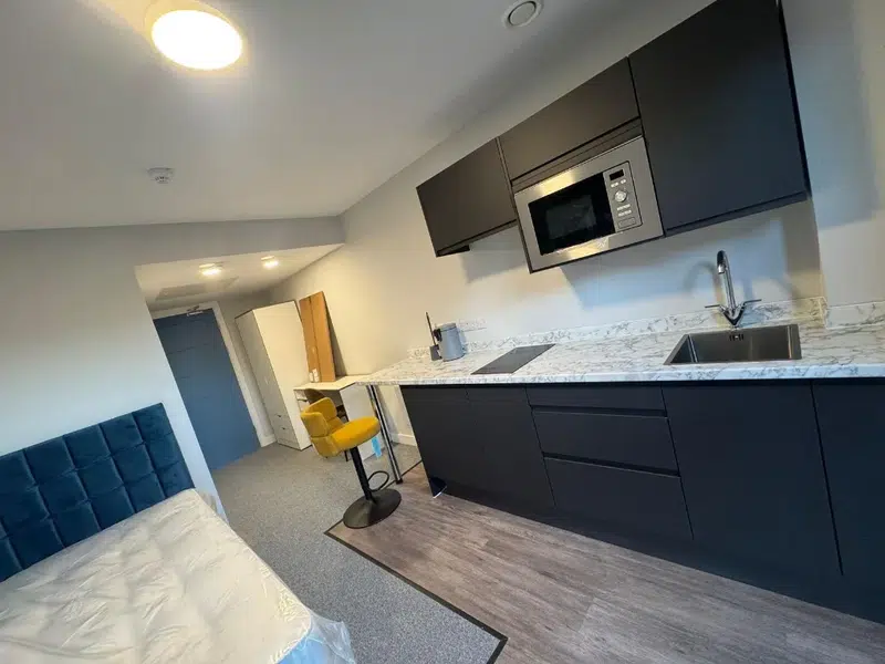 Cleveland Apartments, Wolverhampton photo 2