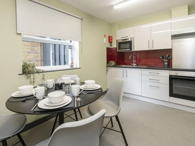 Dean House, London photo 5