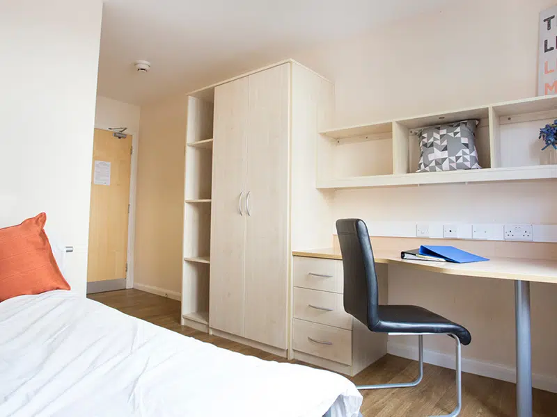 Heald Court, Manchester photo 3