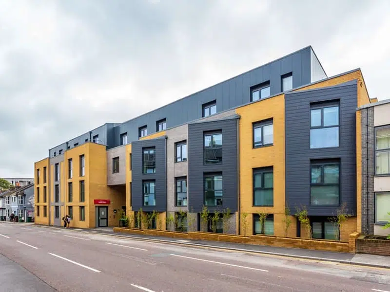 Holden Court, Brighton photo 16