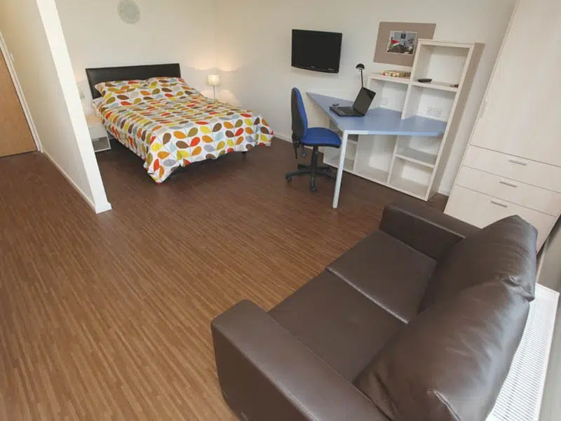 Holly Court, Bristol photo 1