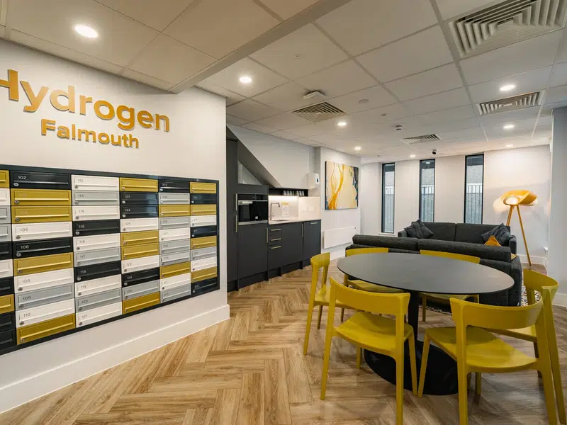 Hydrogen, Falmouth photo 26