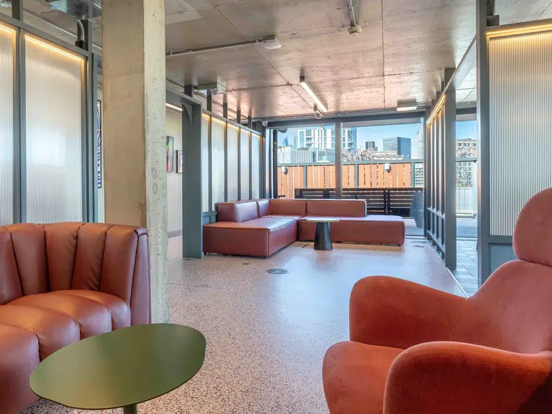 iQ Aldgate, London photo 20