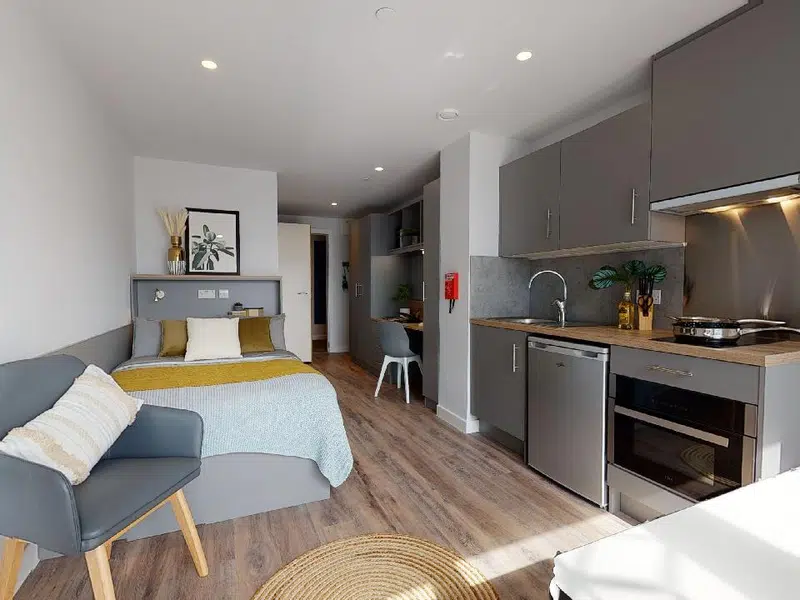 iQ Altus House, Leeds photo 8