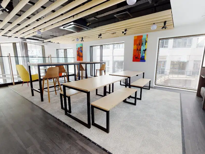 iQ Altus House, Leeds photo 14