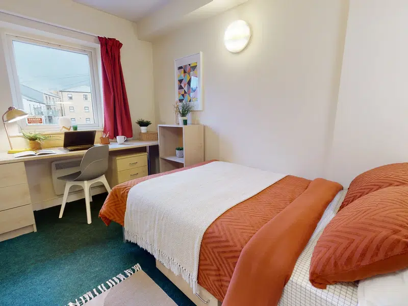 iQ Aspley House, Huddersfield photo 7