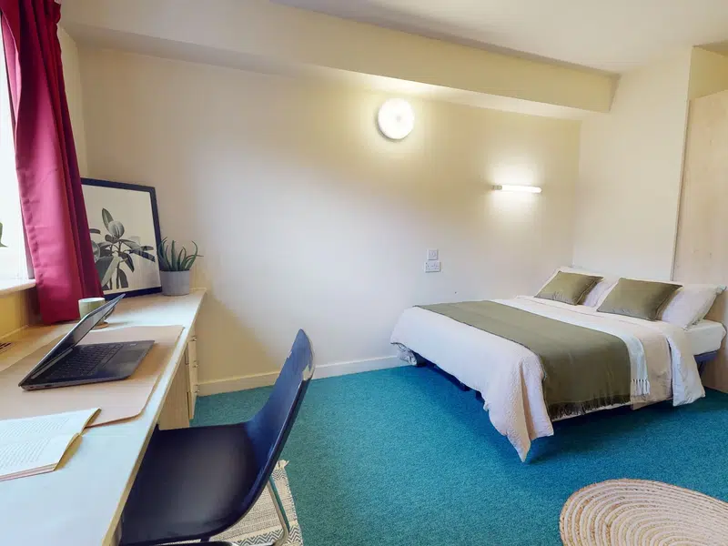 iQ Aspley House, Huddersfield photo 2